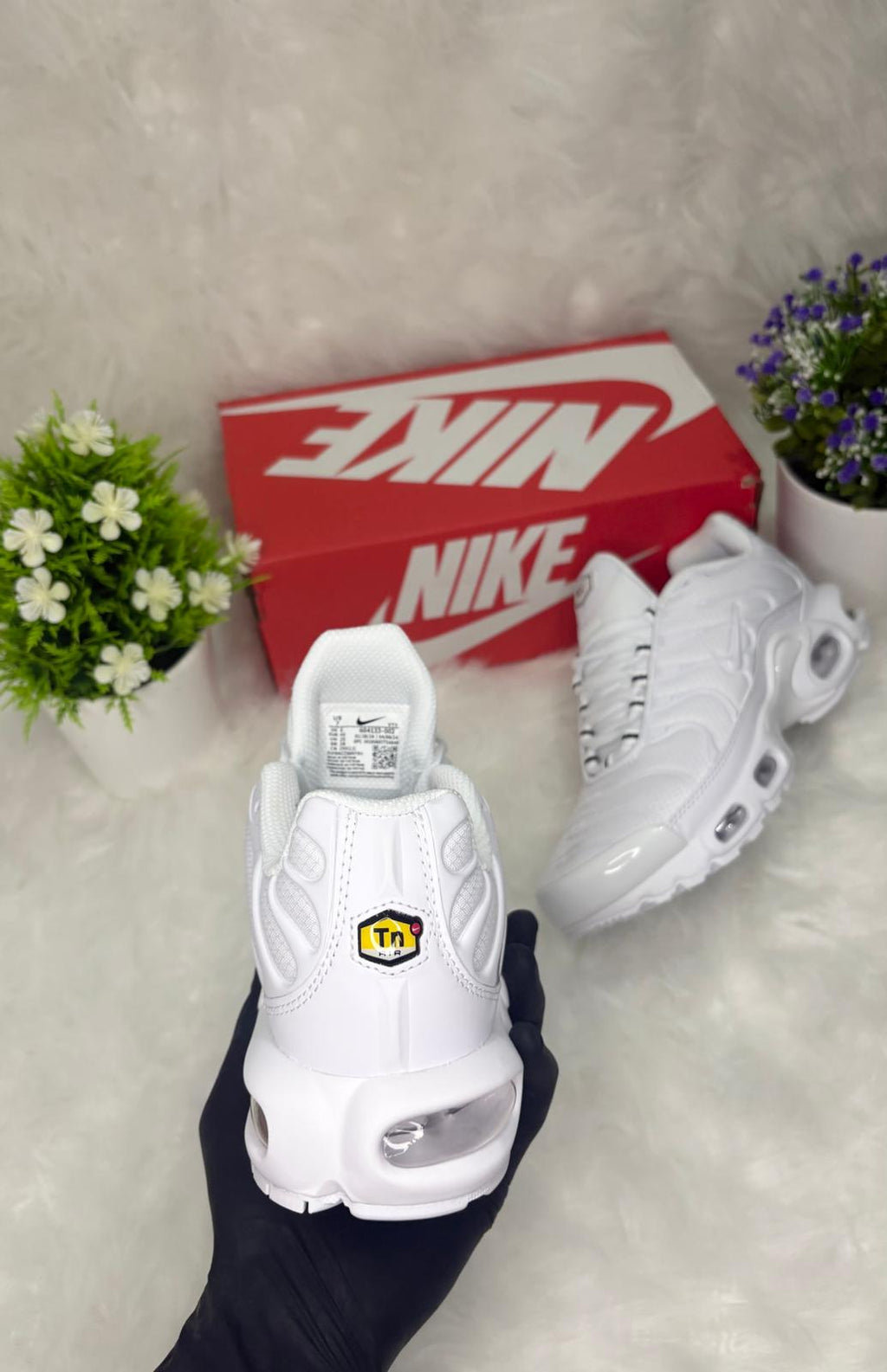 Nike Air Max Plus White: Classic Tuned Air Sneakers for Comfort and Style