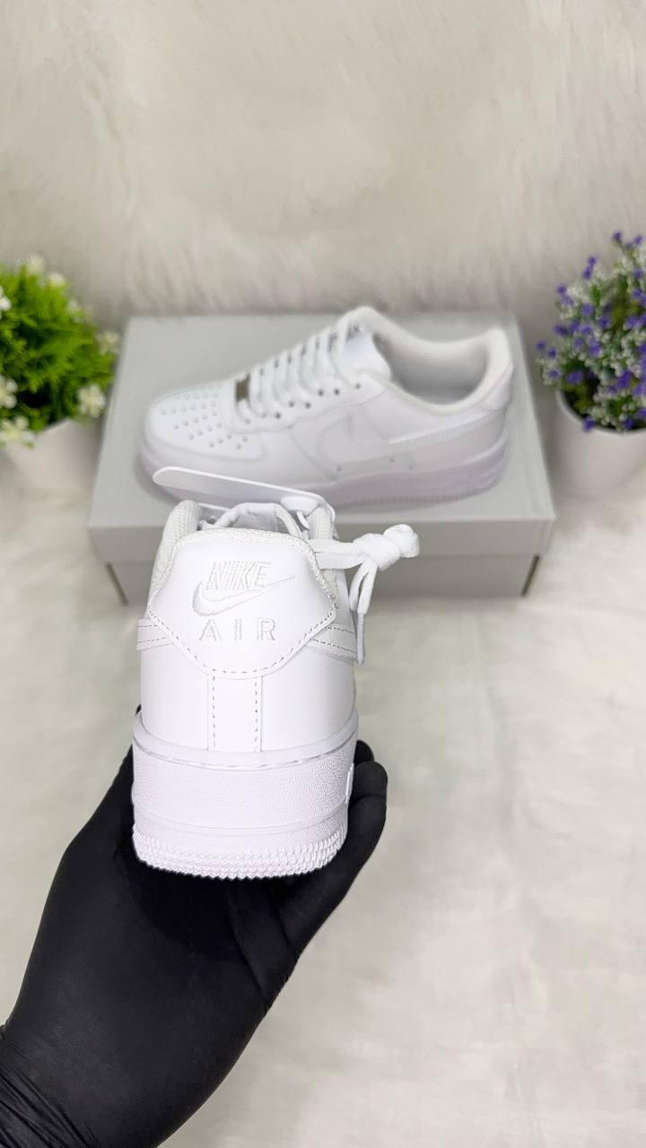 Nike Air Force 1 White: Classic Lifestyle Sneakers for Everyday Comfort