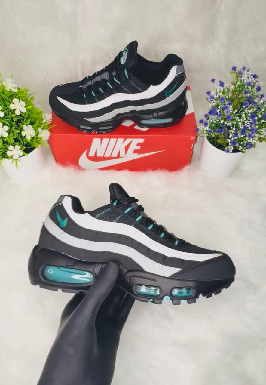 Nike Air Max 95 Black and Teal: Classic Retro Sneakers