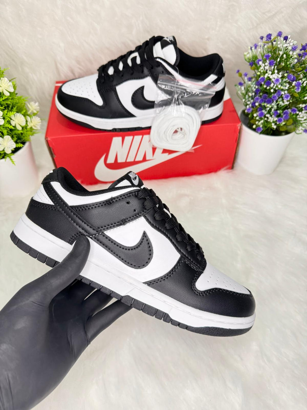 Nike Dunk Low Panda: Classic Black and White Sneakers for Street Style