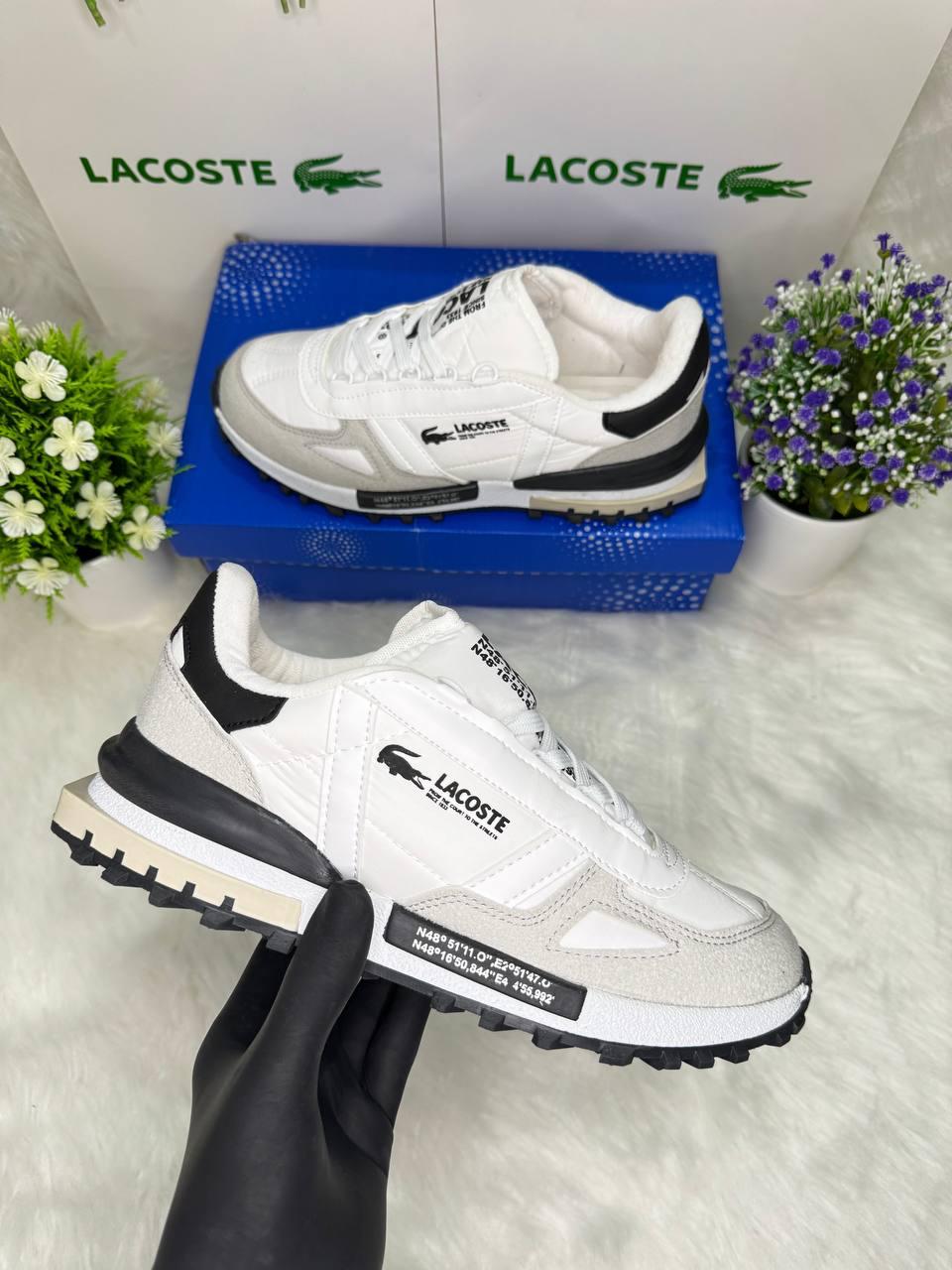Lacoste Partner Piste White: Fresh Retro Runner Sneakers for Style
