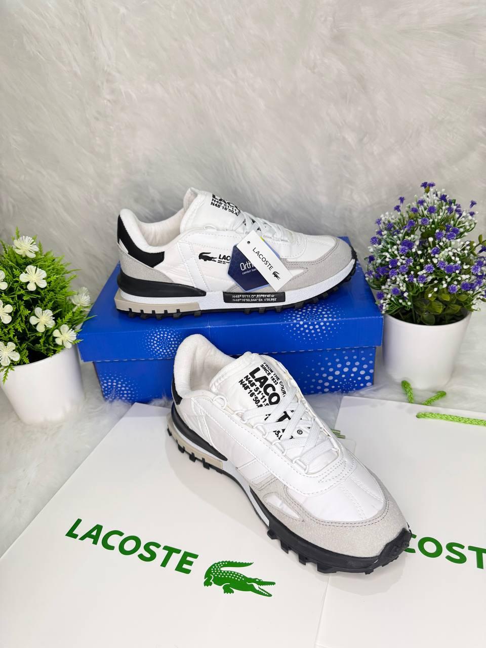Lacoste Partner Piste White: Fresh Retro Runner Sneakers for Style